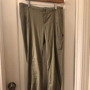 Columbia Women’s Omni Shield Khaki Hiking Pants